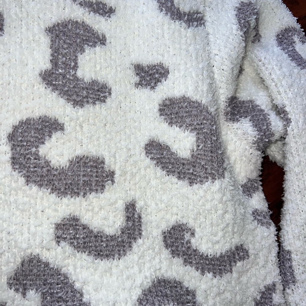 Cozy Dusty Purple Leopard Sweater & Shorts Set - Picture 11 of 12
